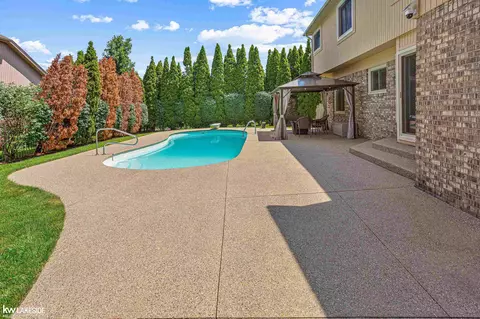 Exterior - 19773 Prince, Macomb, MI 48044 photo 5 of 7
