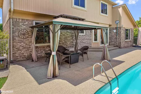 Exterior - 19773 Prince, Macomb, MI 48044 photo 3 of 7