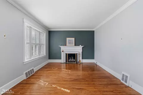 Living - 357 Roosevelt Pl, Grosse Pointe, MI 48236 photo 1 of 6