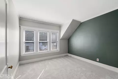 Bedroom - 357 Roosevelt Pl, Grosse Pointe, MI 48236 photo 2 of 9