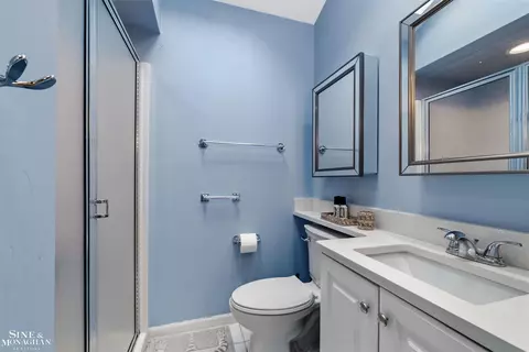 Bath - 357 Roosevelt Pl, Grosse Pointe, MI 48236 photo 1 of 3