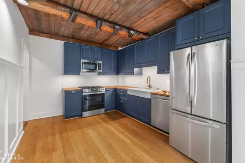 Kitchen - 357 Roosevelt Pl, Grosse Pointe, MI 48236 photo 4 of 6