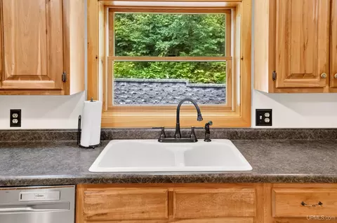 Kitchen - 1223 Cooper Lk, Ishpeming, MI 49849 photo 3 of 3