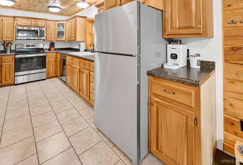 Kitchen - 1223 Cooper Lk, Ishpeming, MI 49849 photo 1 of 3
