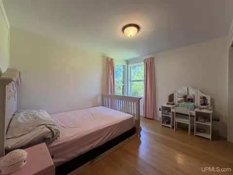 Bedroom - 430 N Main, L'anse, MI 49946 photo 3 of 8