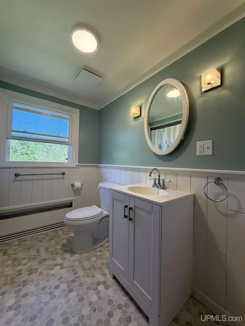 Bath - 430 N Main, L'anse, MI 49946 photo 1 of 3