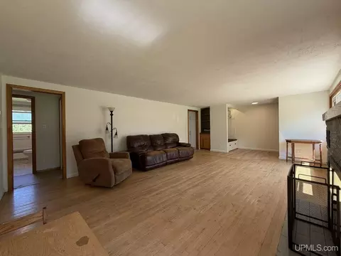 Living - 430 N Main, L'anse, MI 49946 photo 4 of 4