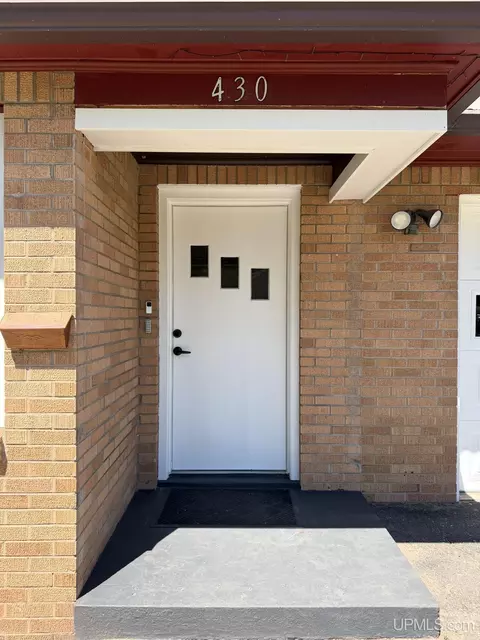 Exterior - 430 N Main, L'anse, MI 49946 photo 2 of 12