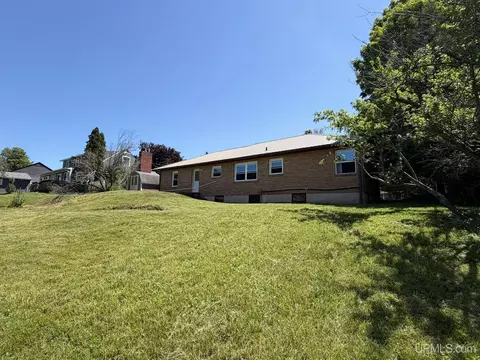 Exterior - 430 N Main, L'anse, MI 49946 photo 10 of 12