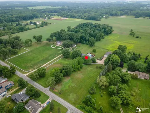 View/Area - 250 E Temperance, Temperance, MI 48182 photo 2 of 6