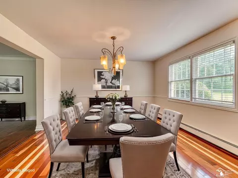 Dining - 250 E Temperance, Temperance, MI 48182 photo 1 of 2