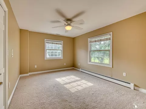Bedroom - 250 E Temperance, Temperance, MI 48182 photo 6 of 8