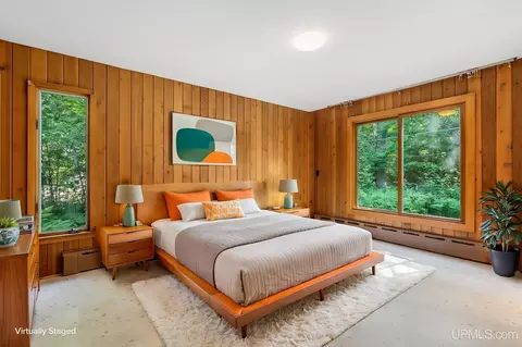 Bedroom - 770 Mather, Ishpeming, MI 49866 photo 2 of 14