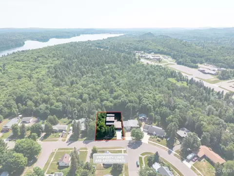 View/Area - 770 Mather, Ishpeming, MI 49866 photo 10 of 13