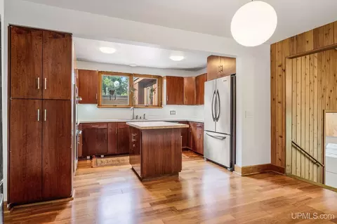 Kitchen - 770 Mather, Ishpeming, MI 49866 photo 5 of 6