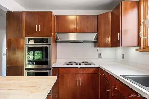 Kitchen - 770 Mather, Ishpeming, MI 49866 photo 3 of 6