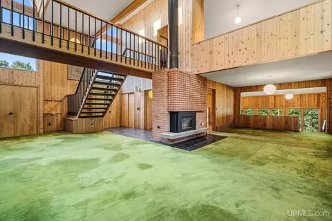 Living - 770 Mather, Ishpeming, MI 49866 photo 12 of 19