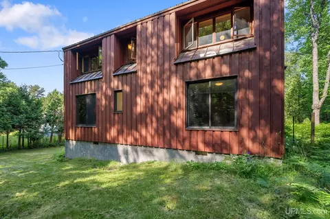 Exterior - 770 Mather, Ishpeming, MI 49866 photo 4 of 6