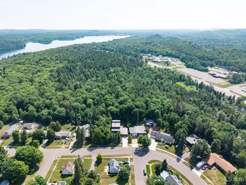 View/Area - 770 Mather, Ishpeming, MI 49866 photo 9 of 13