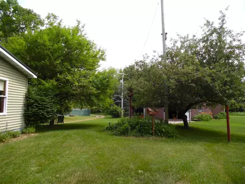 Exterior - 4245 Cassidy, Gladwin, MI 48624 photo 8 of 29