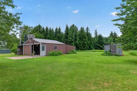 Exterior - 4245 Cassidy, Gladwin, MI 48624 photo 12 of 29