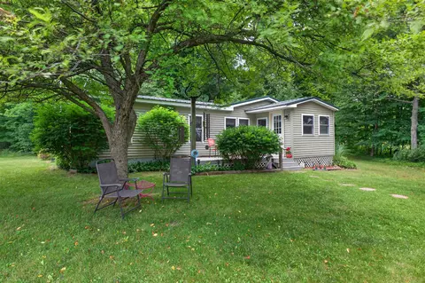 Exterior - 4245 Cassidy, Gladwin, MI 48624 photo 4 of 29
