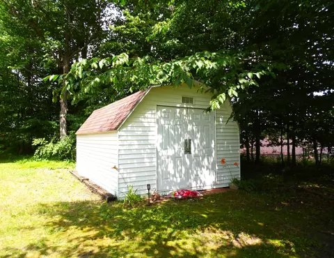 Exterior - 4245 Cassidy, Gladwin, MI 48624 photo 10 of 29
