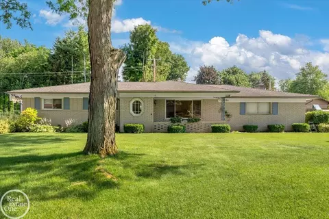 6534 Donnybrook, Shelby Township, MI 48316