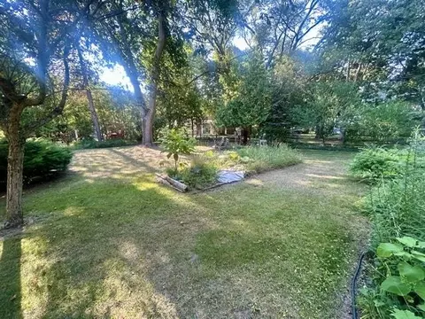 Exterior - 300 W Maple, Gladwin, MI 48624 photo 11 of 12