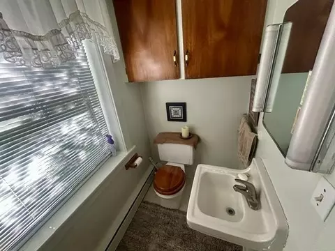Bath - 300 W Maple, Gladwin, MI 48624 photo 1 of 4