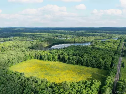 441 Kalla Walla, Crystal Falls, MI 49920