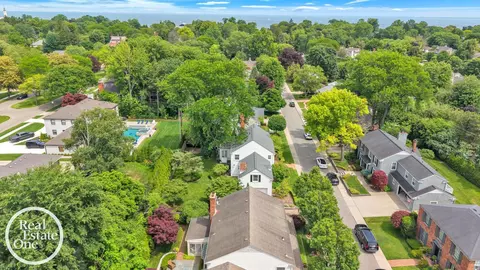 View/Area - 90 Colonial, Grosse Pointe Shores, MI 48236 photo 2 of 4