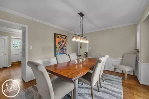Dining - 90 Colonial, Grosse Pointe Shores, MI 48236 photo 1 of 3