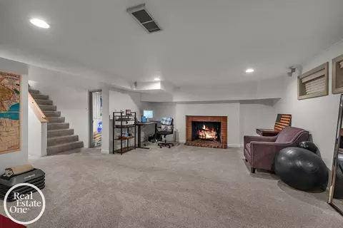 Other - 90 Colonial, Grosse Pointe Shores, MI 48236 photo 12 of 13