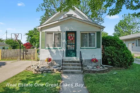 1008 S Sherman, Bay City, MI 48708