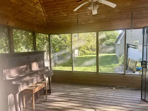 Exterior - 420 E Cedar, Standish, MI 48658 photo 4 of 4