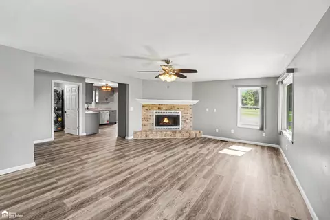 Living - 2127 E Wilson, Clio, MI 48420 photo 3 of 4