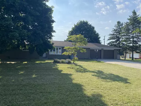 Exterior - 1032 N Hemlock, Hemlock, MI 48626 photo 1 of 5