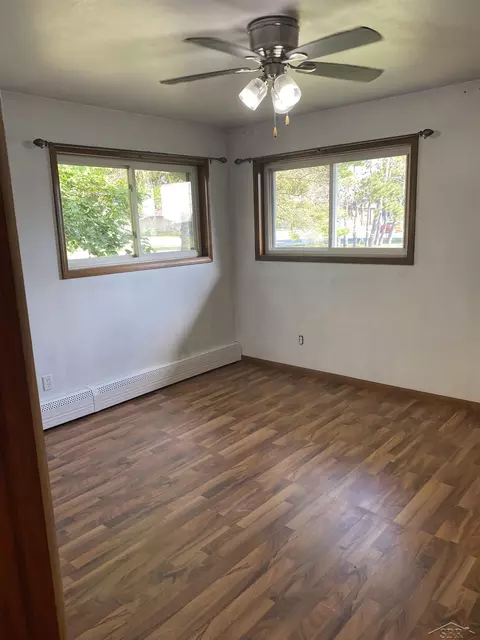 Bedroom - 1032 N Hemlock, Hemlock, MI 48626 photo 2 of 4