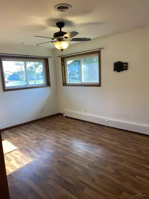 Bedroom - 1032 N Hemlock, Hemlock, MI 48626 photo 3 of 4