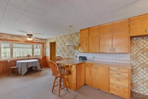 Kitchen - 6565 Winter, Addison, MI 49220 photo 5 of 6