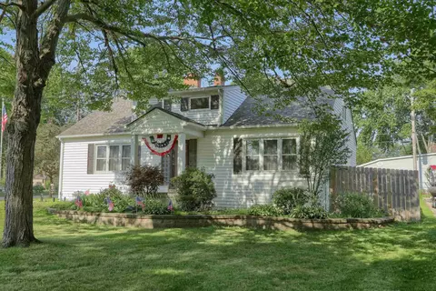Exterior - 1945 Saint Clair Blvd, Algonac, MI 48001 photo 2 of 7