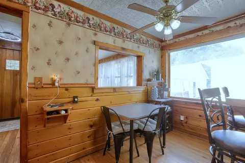 Dining - 1945 Saint Clair Blvd, Algonac, MI 48001 photo 3 of 3