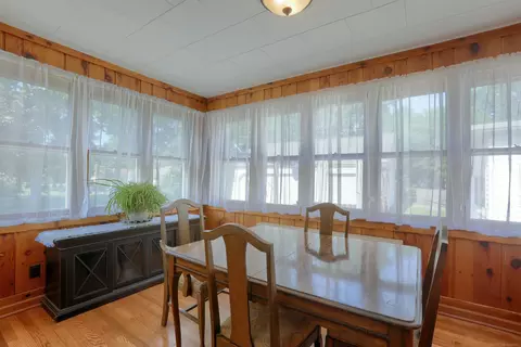 Dining - 1945 Saint Clair Blvd, Algonac, MI 48001 photo 1 of 3