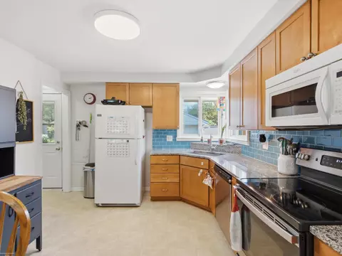 5539 Hartlein, Warren, MI 48092 photo 11