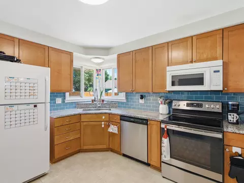 5539 Hartlein, Warren, MI 48092 photo 10