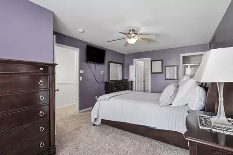 Bedroom - 45658 Rathmore, Macomb, MI 48044 photo 2 of 5