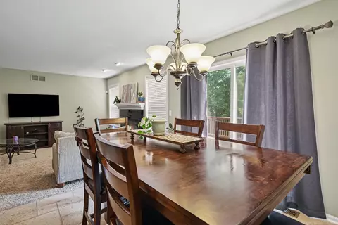 Dining - 45658 Rathmore, Macomb, MI 48044 photo 3 of 3