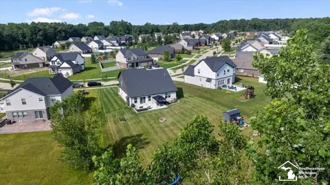 View/Area - 26835 Celtic, Flat Rock, MI 48134 photo 5 of 7