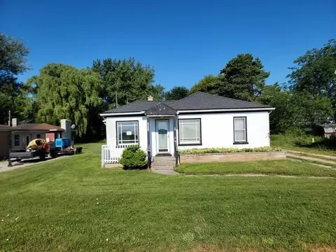 Exterior - 2452 S Nolet, Munger, MI 48747 photo 3 of 11